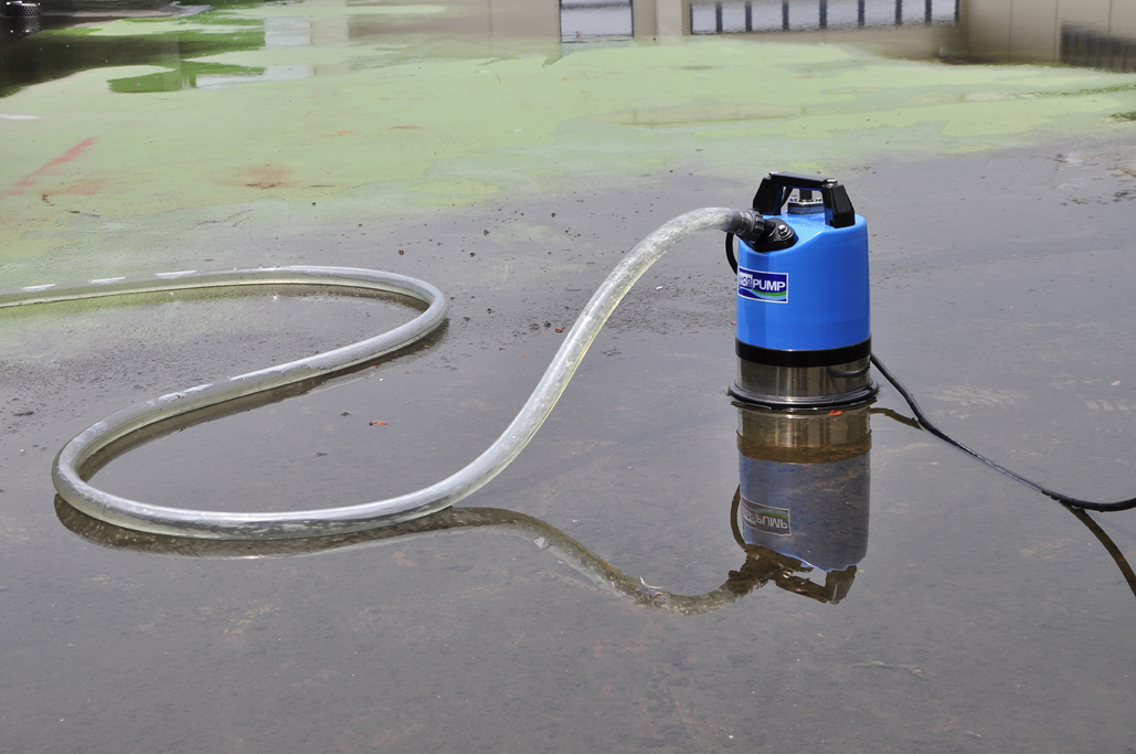Flat Roof Dewatering Flat Roof Dewatering